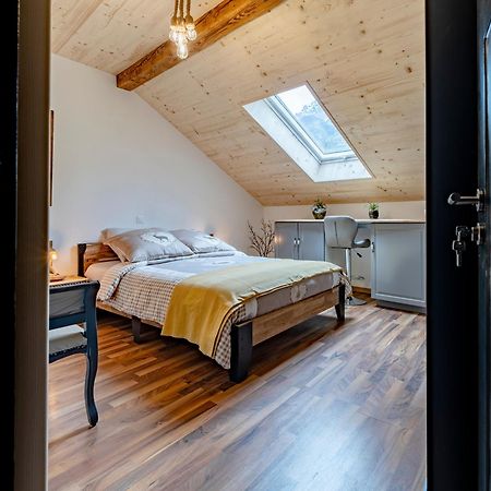 B&B Restaurant Le Pernollet Evionnaz Buitenkant foto